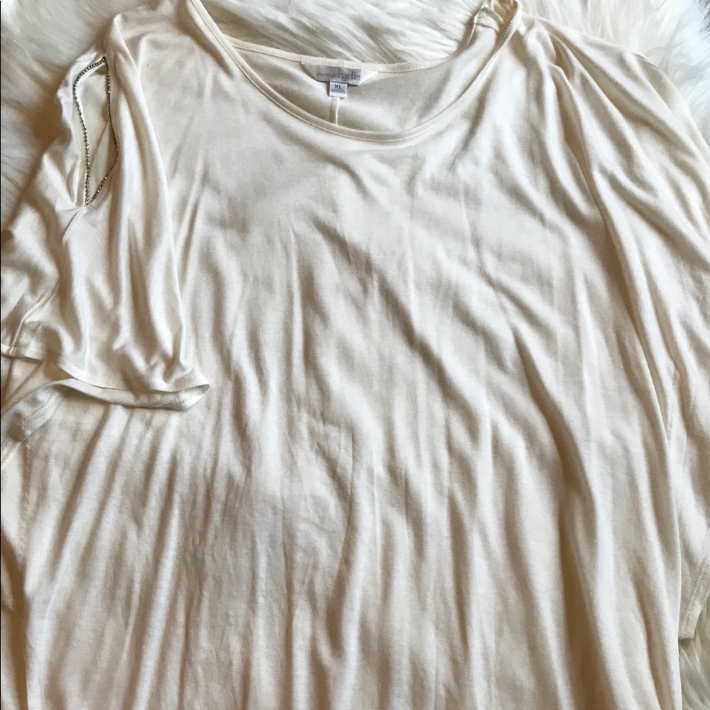 🔴SOLD🔴Charming Charlie  Tee with Silver Detail